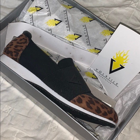 Brand New Volatile Tan/Leopard Shoes - Size 8 - Picture 1 of 5